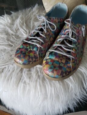 Multicolor Geometric Lace-Up Women’s Sneakers